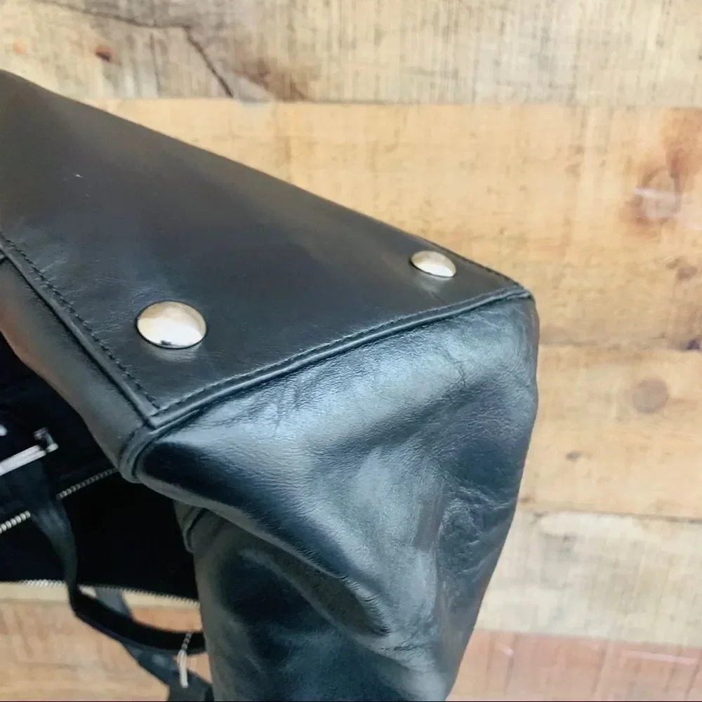 Coach leather purse - Picture 8 of 8